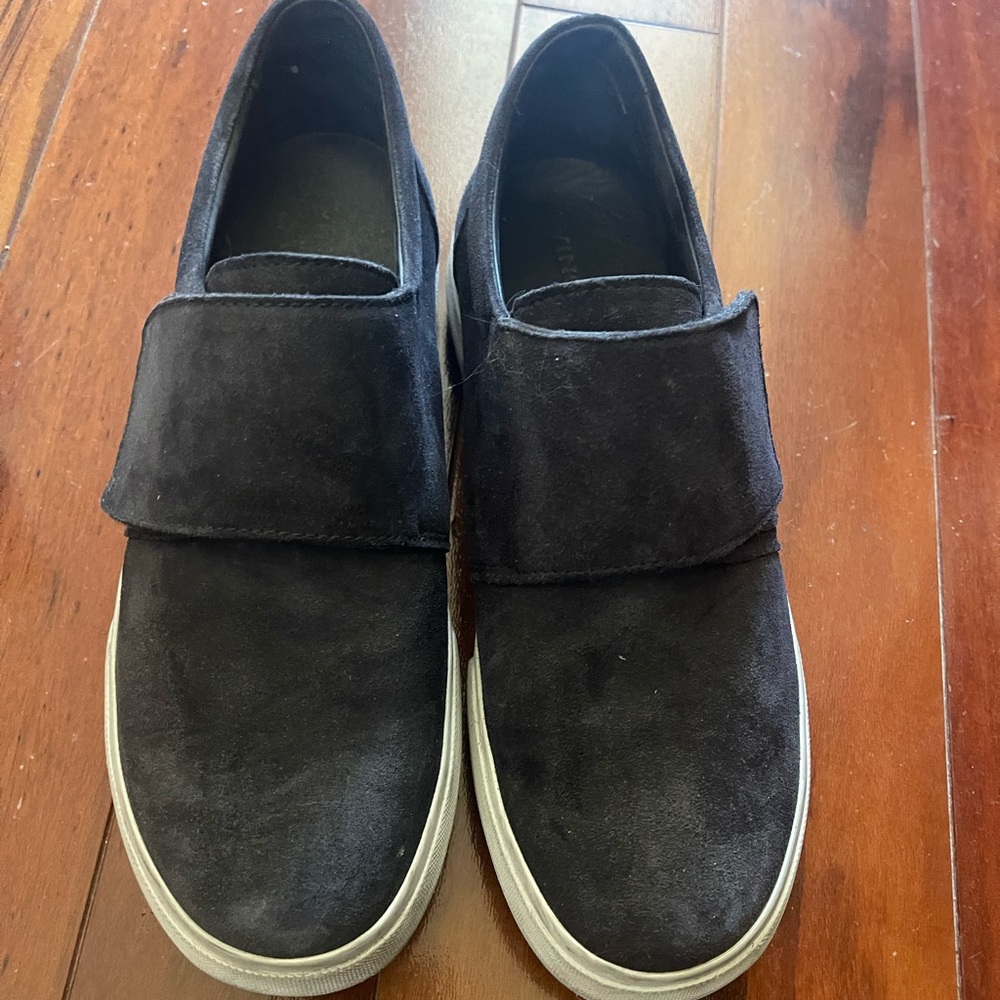 Excellent “VINCE” Platform Velcro Suede Sneakers